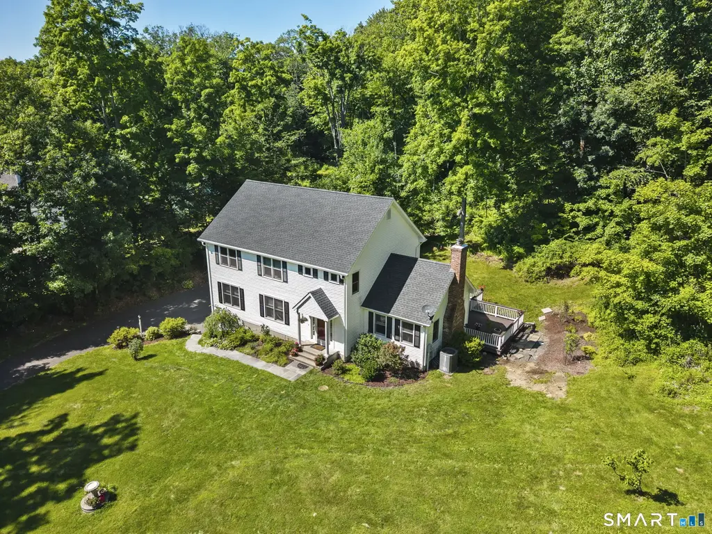 151 Lantern Park Lane South, Southbury