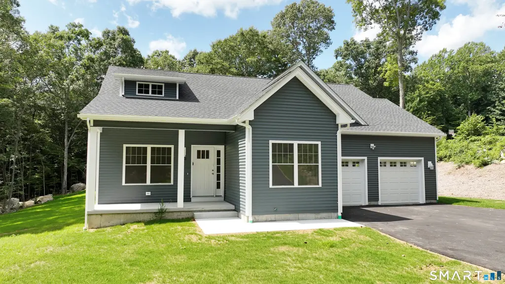 283 Windham Avenue, Colchester