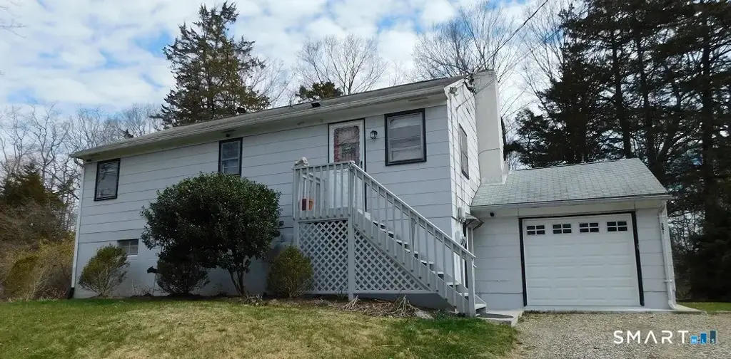 381 Bennetts Farm Road, Ridgefield