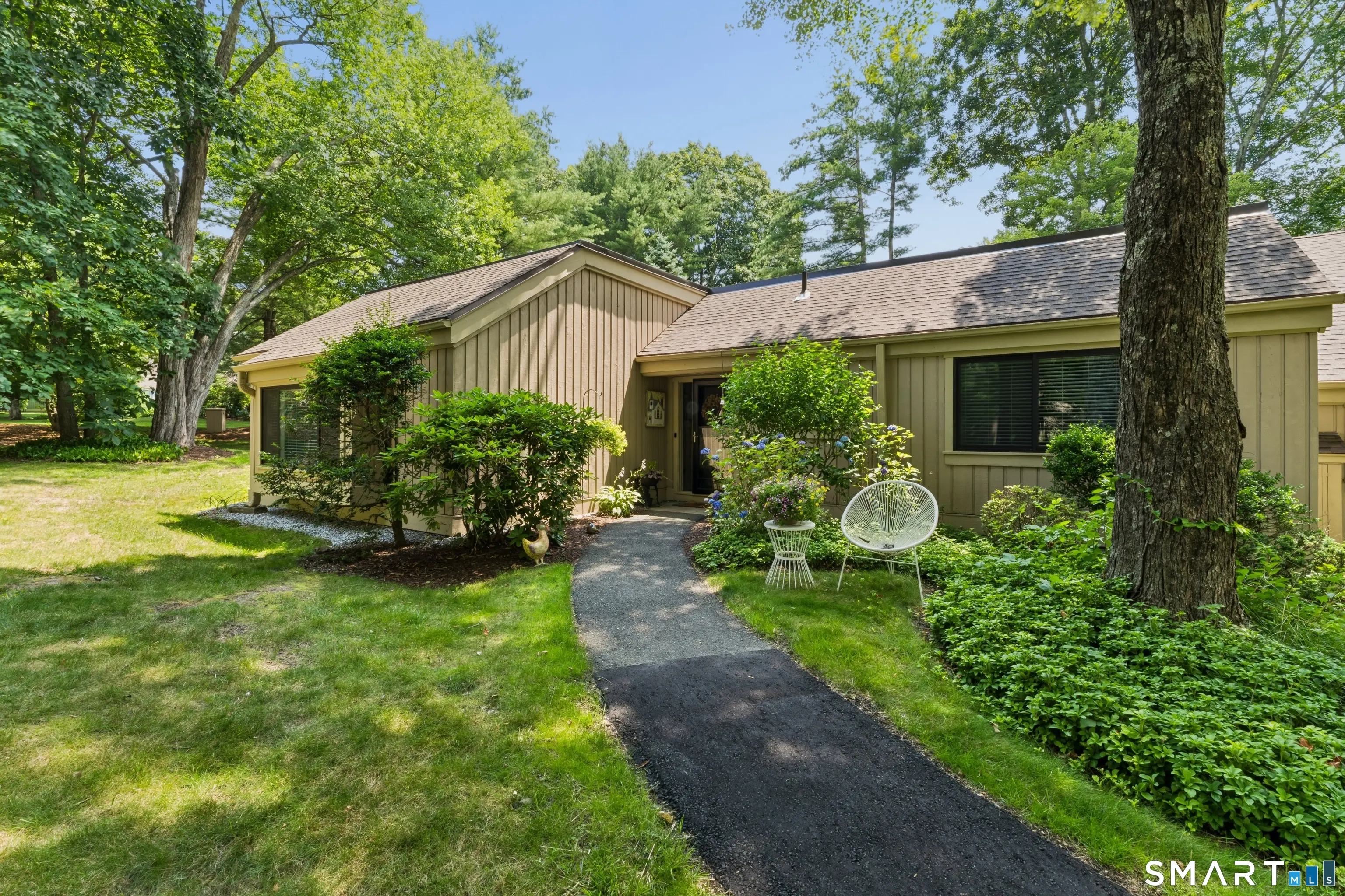 1008 Heritage Village A, Southbury