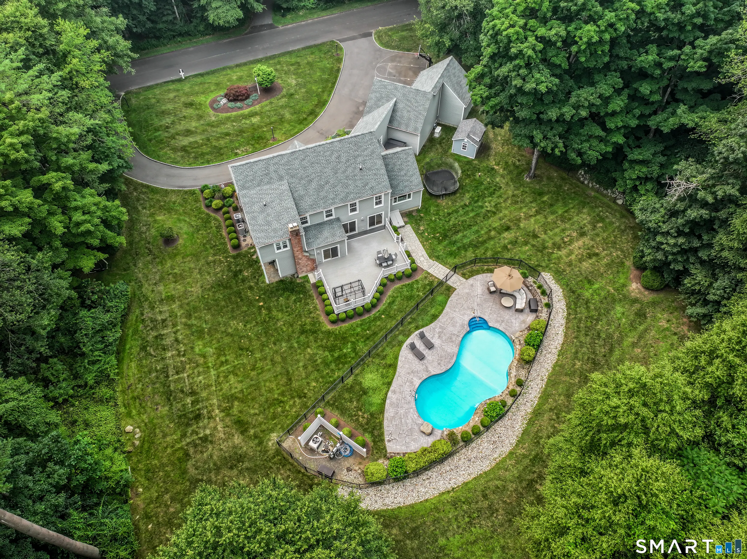 9 Hidden Brook Drive, Brookfield