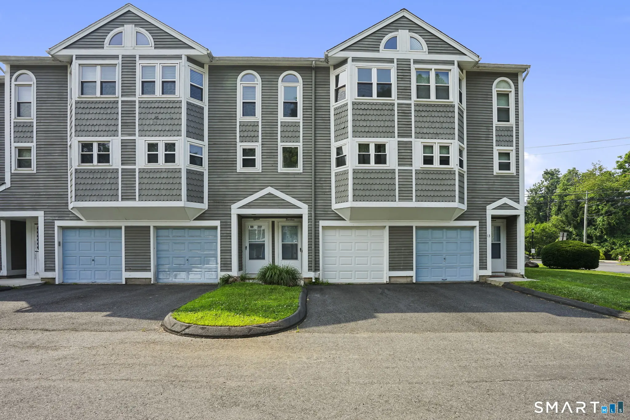1655 North Colony Road 14, Meriden