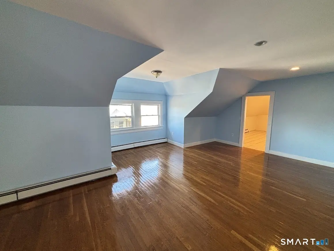 358 Park Avenue 3rd Floor, Bridgeport