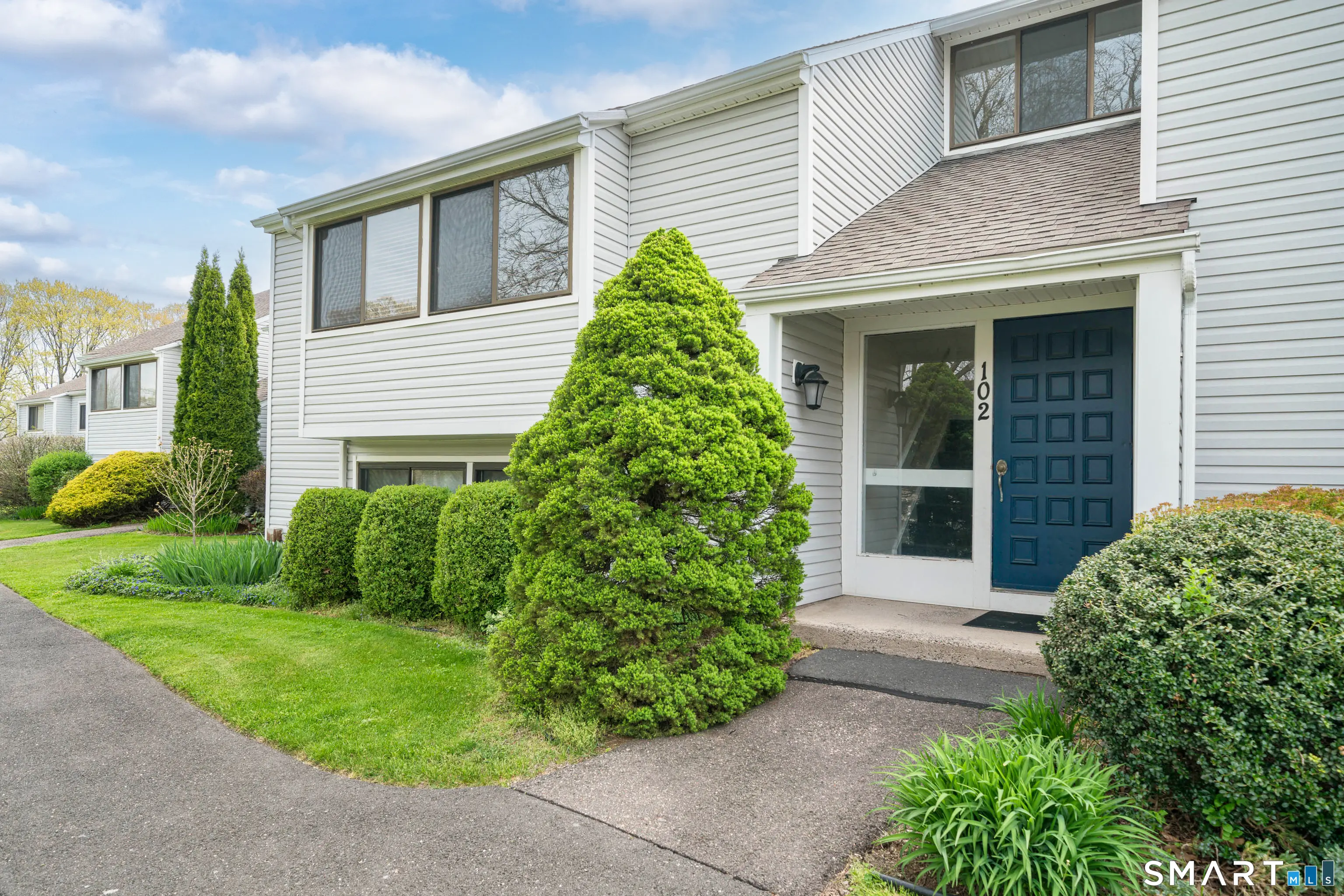 102 Brookwood Drive, Rocky Hill