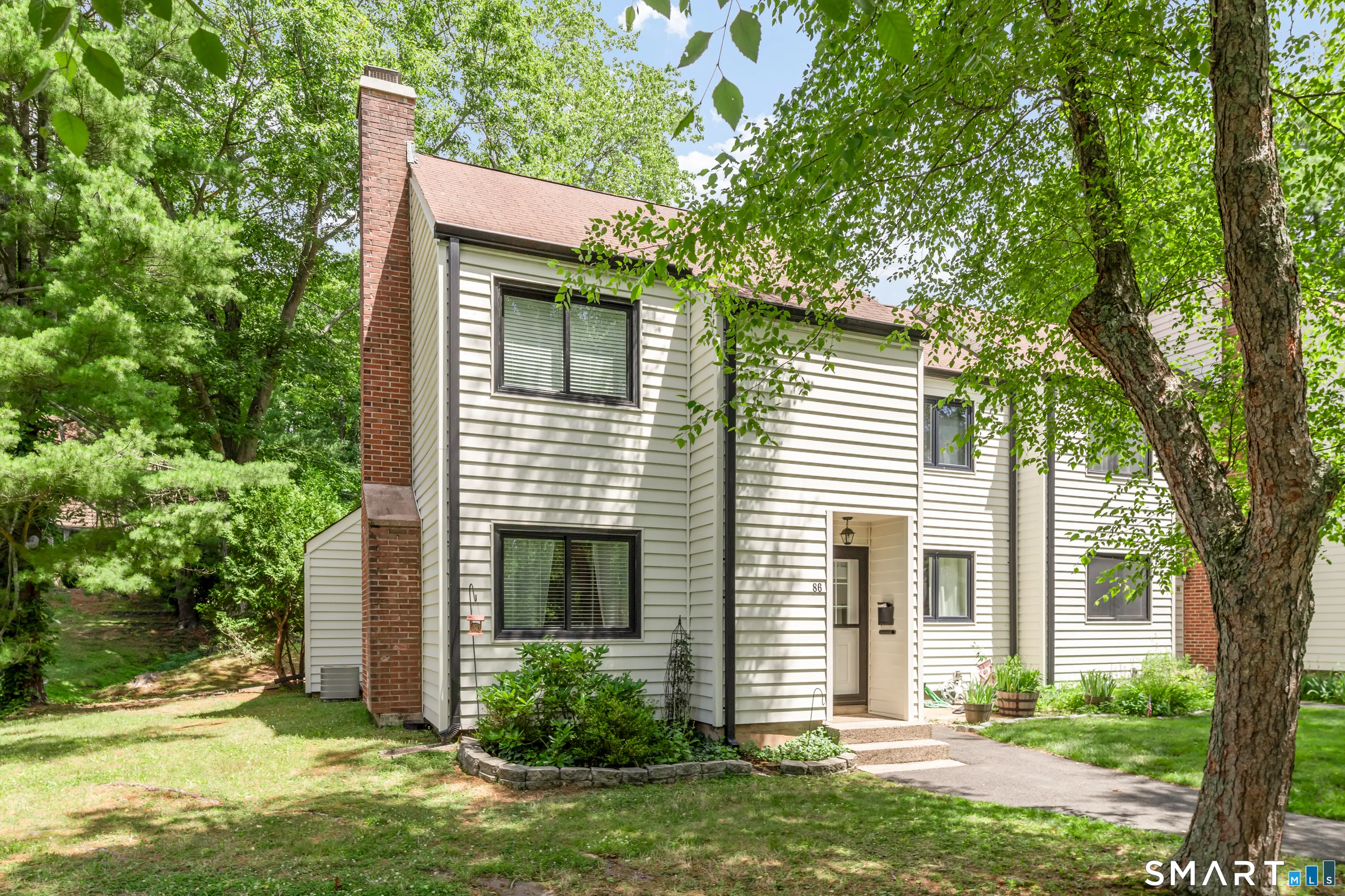 86 Hampton Park 86, Branford