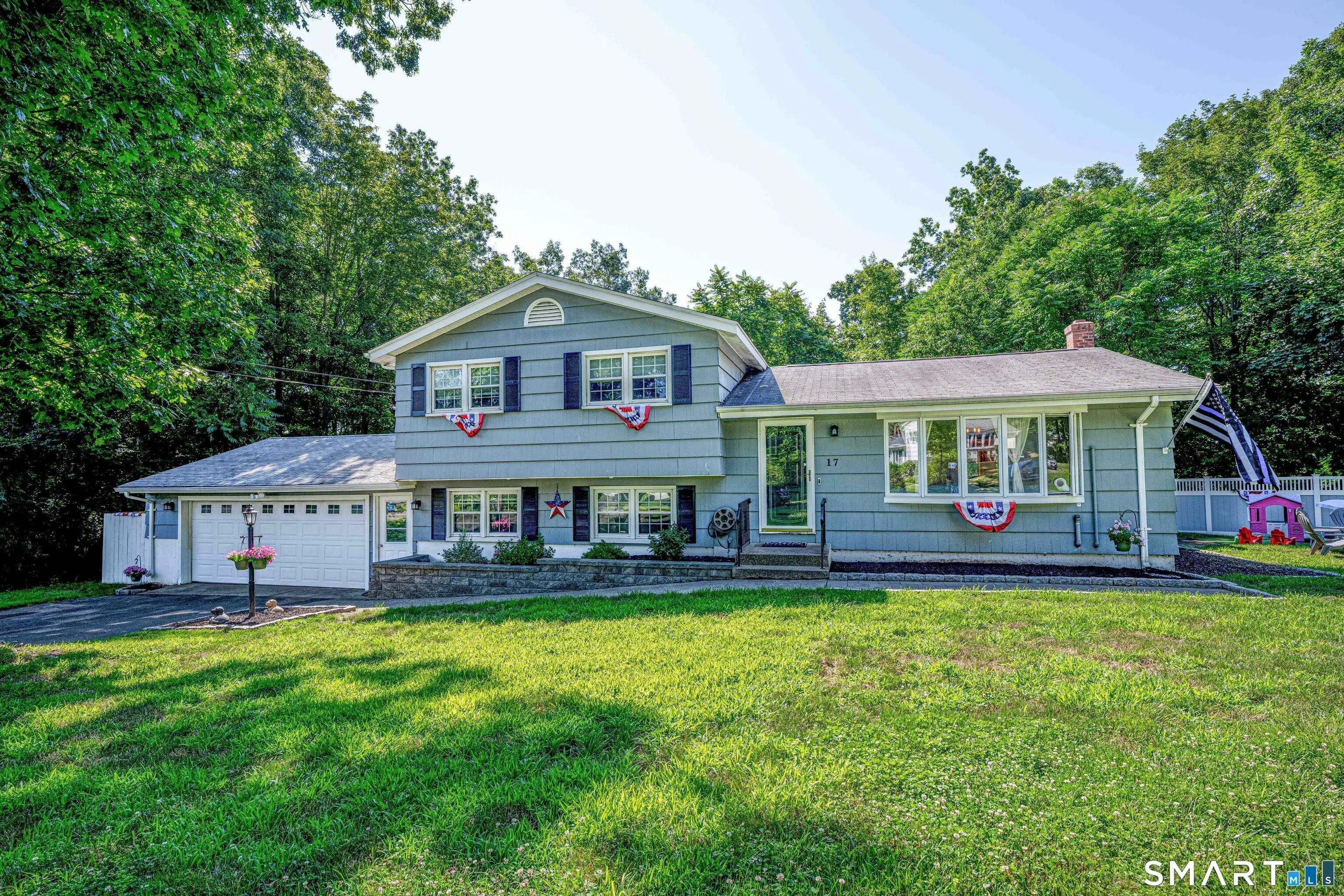 17 Julius Drive, East Haven