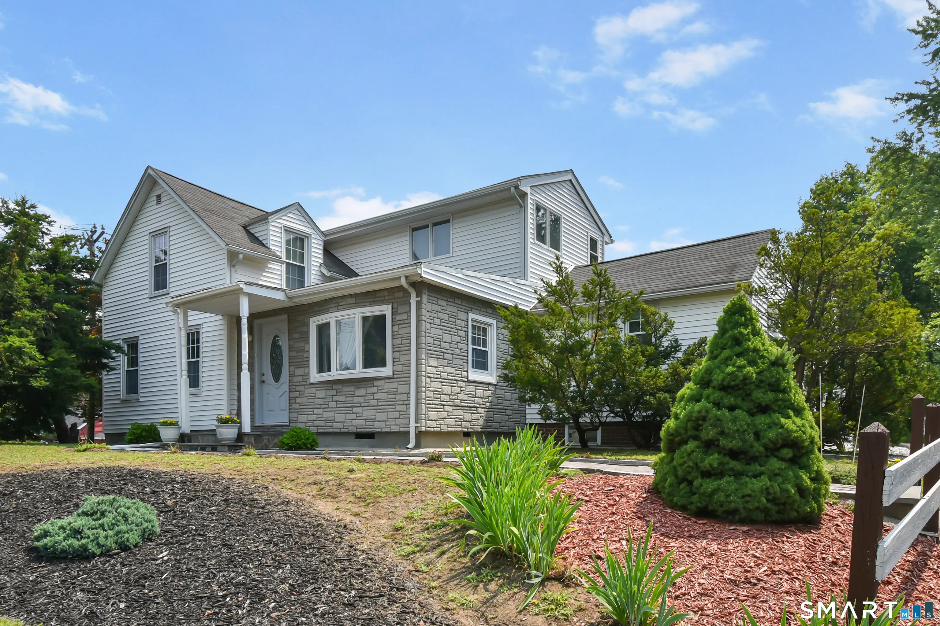384 Long Hill Road, South Windsor