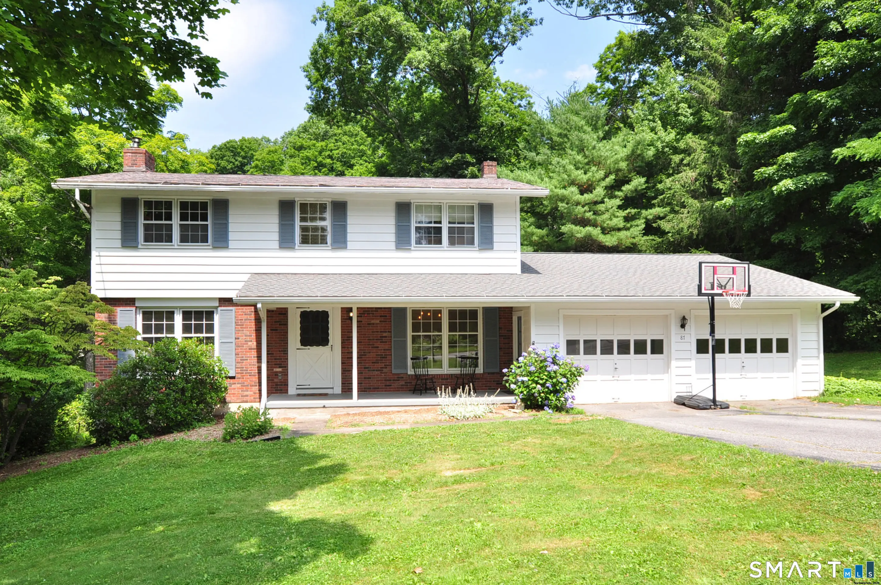 87 Sheldon Lane, Litchfield