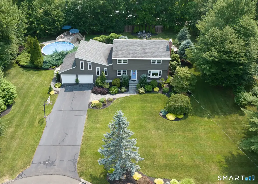278 Lawrence Road, South Windsor