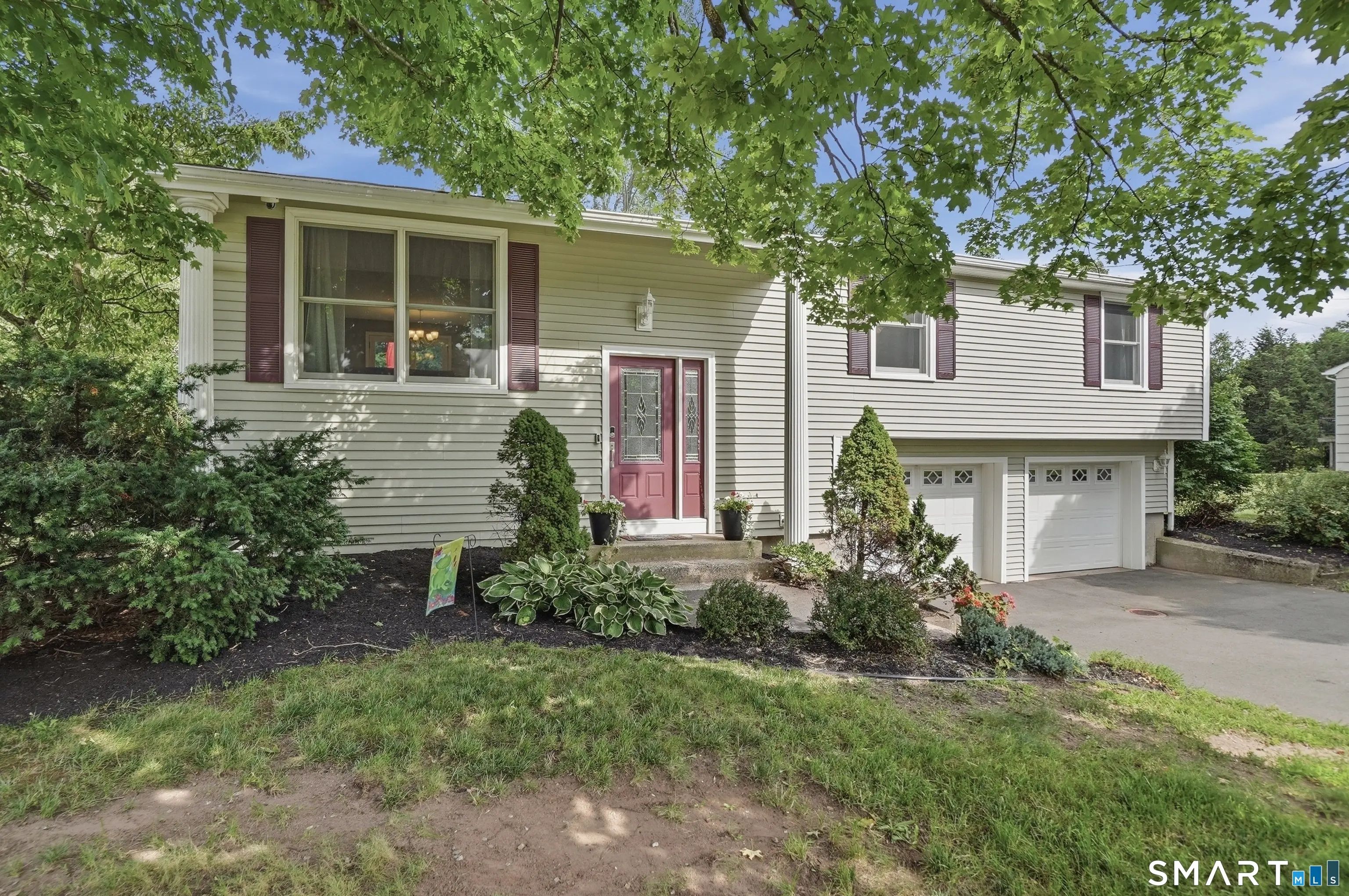 101 Deer Run, Southington