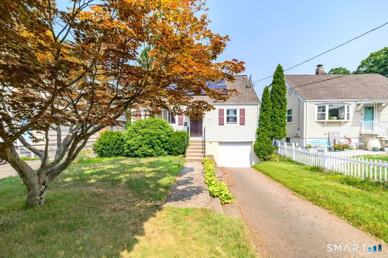 37 Center Avenue, Norwalk