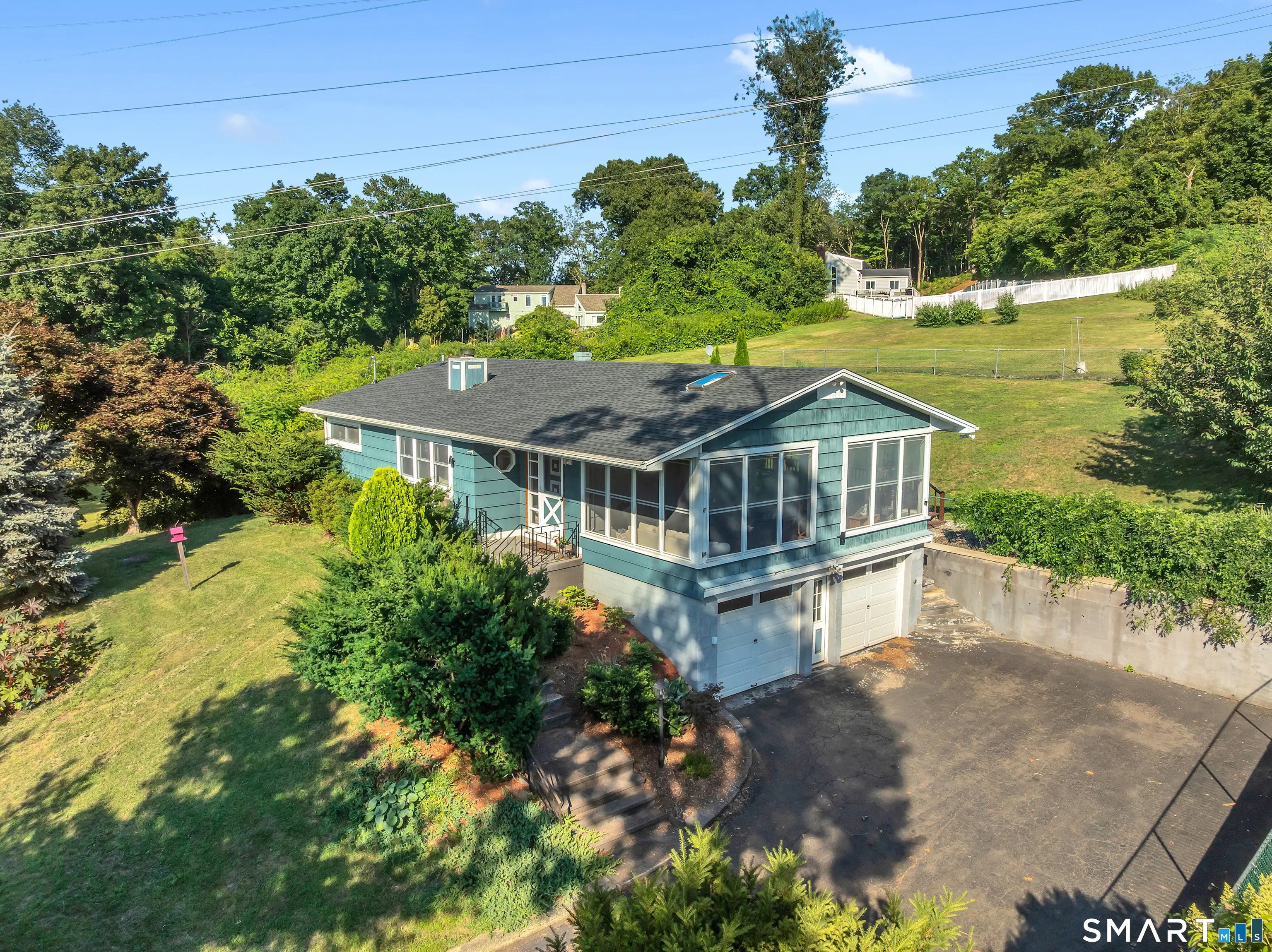 449 Brushy Plain Road, Branford