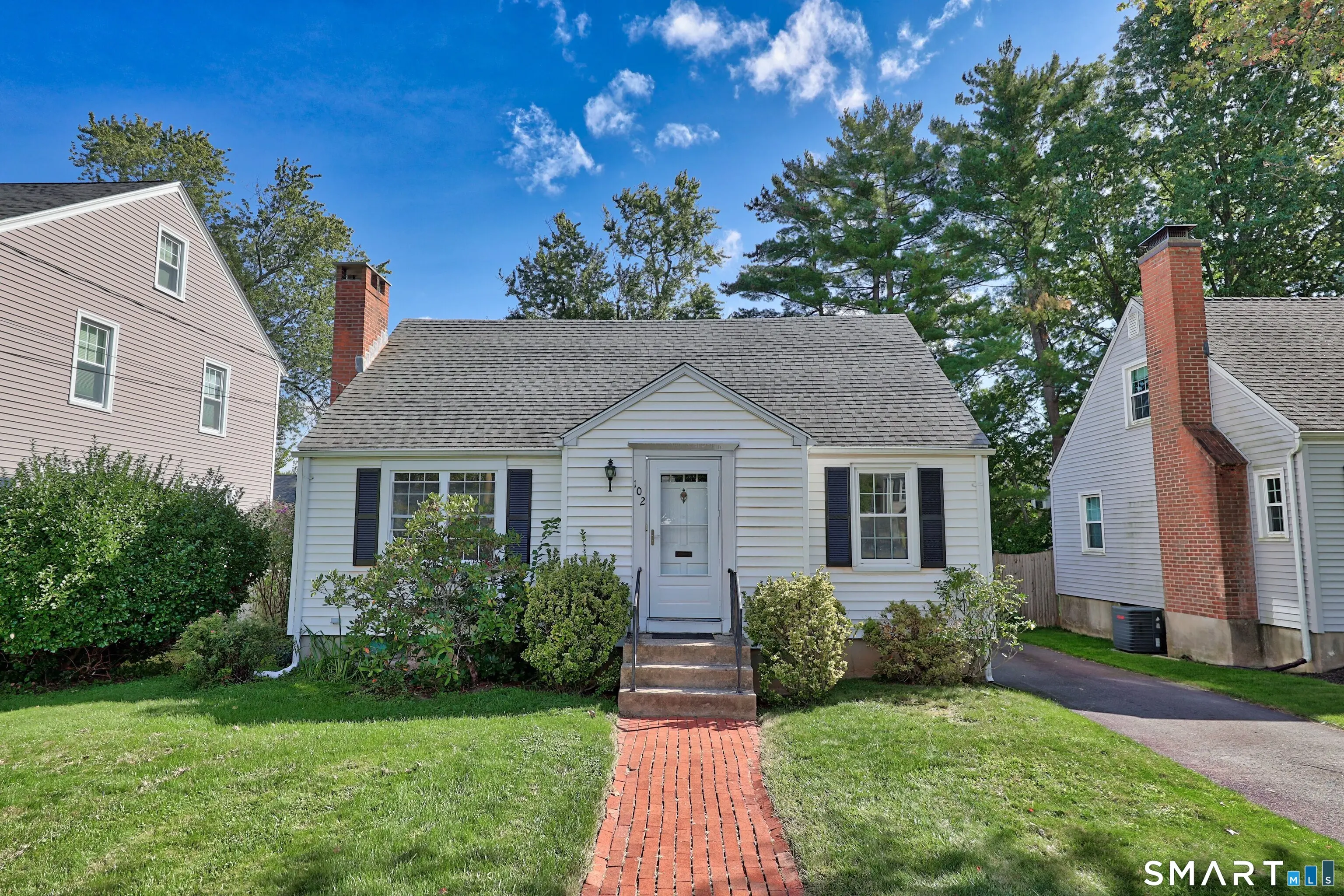 102 Brunswick Avenue, West Hartford
