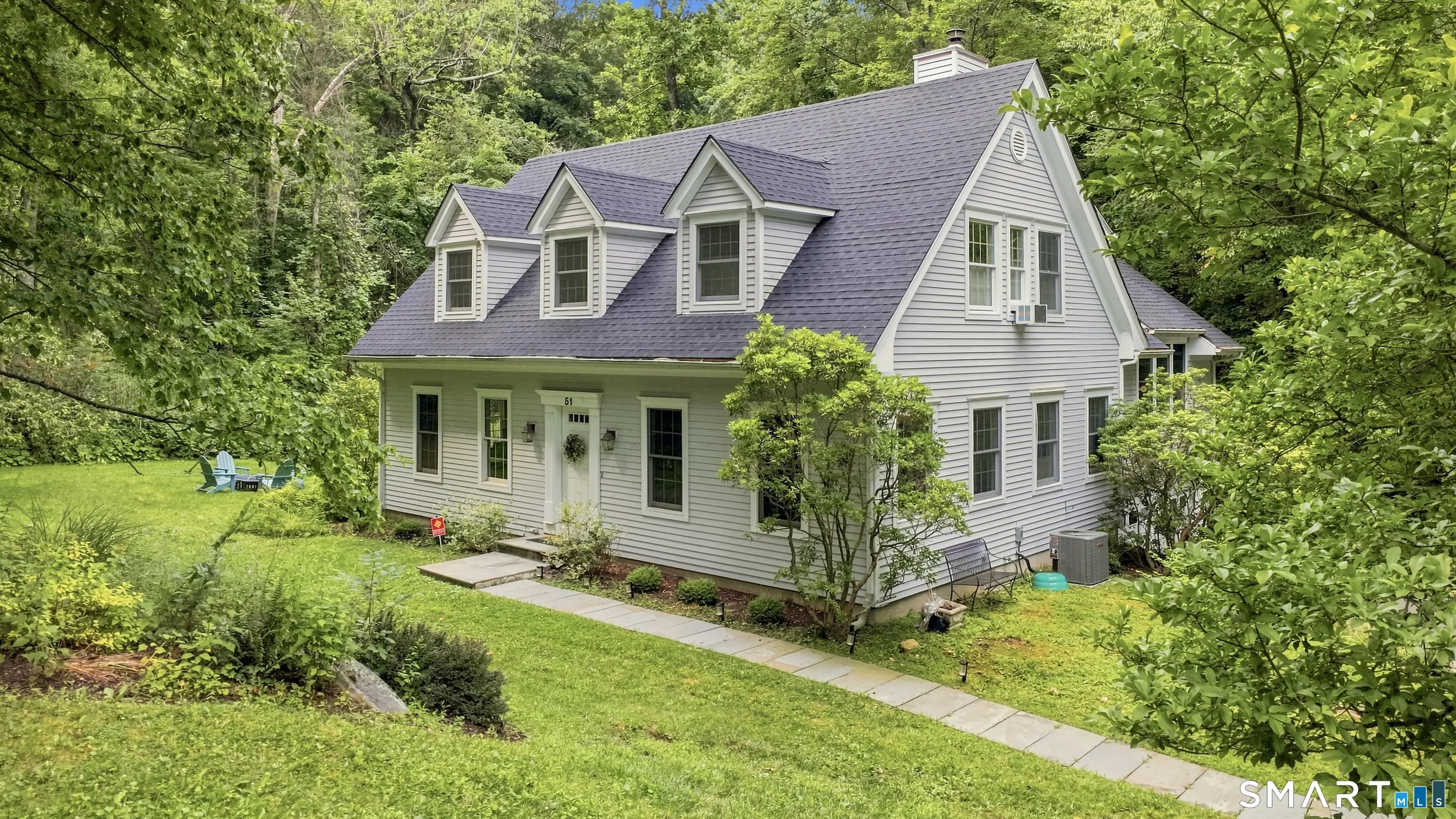 51 Mamanasco Road, Ridgefield
