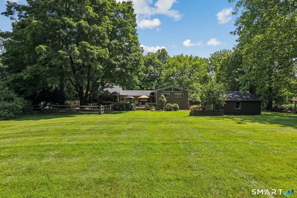 161 Old Stagecoach Road, Ridgefield