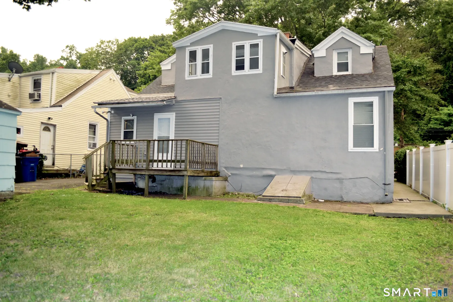 49 Huntington Avenue, New Haven