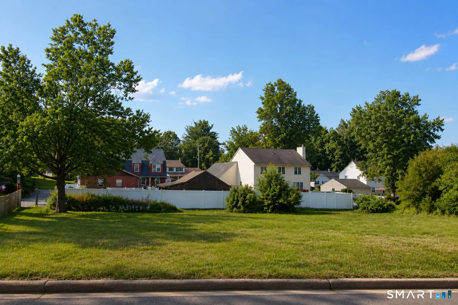 2581 Albany Avenue, West Hartford