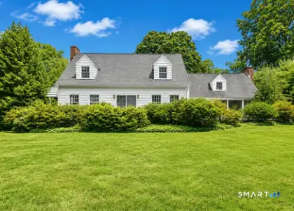 814 Grassy Hill Road, Orange