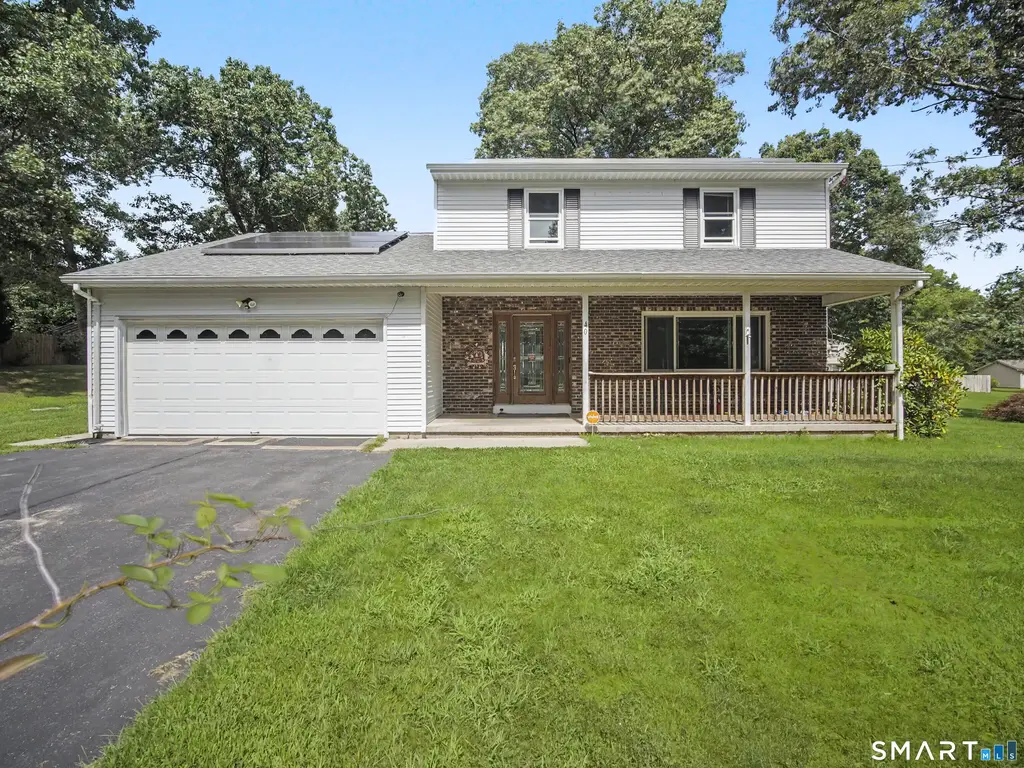 40 Taft Street, Killingly