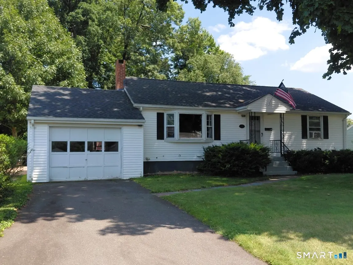 101 Brace Road, Newington