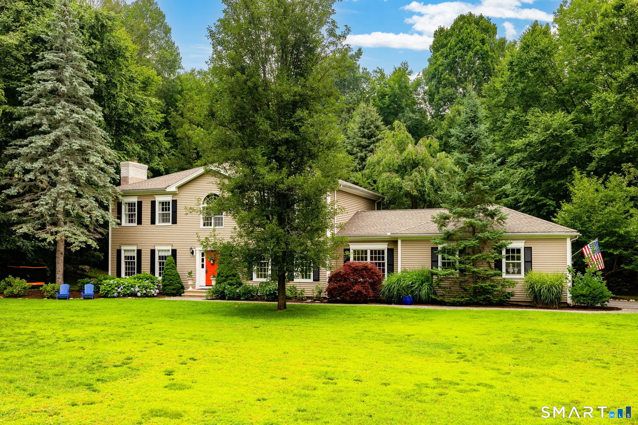 62 Black Walnut Lane, Burlington