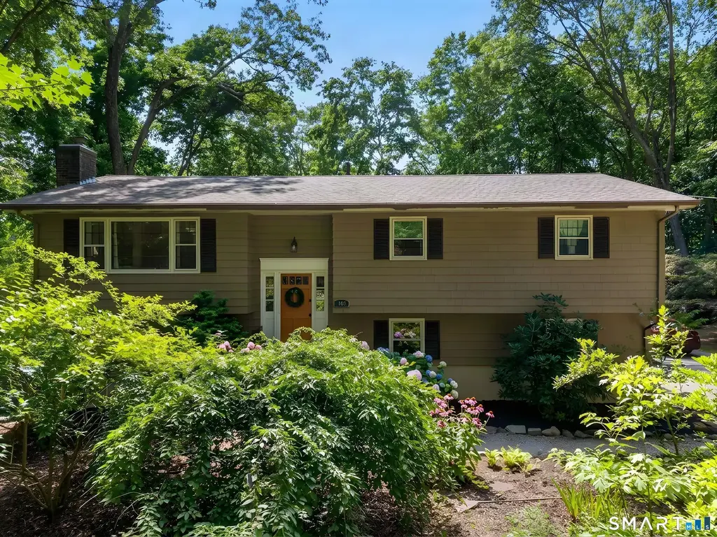 103 Dean Road, East Lyme