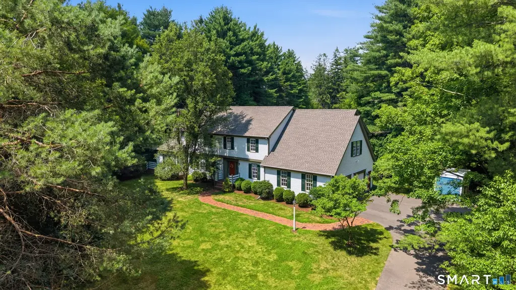 276 Stratton Brook Road, Simsbury