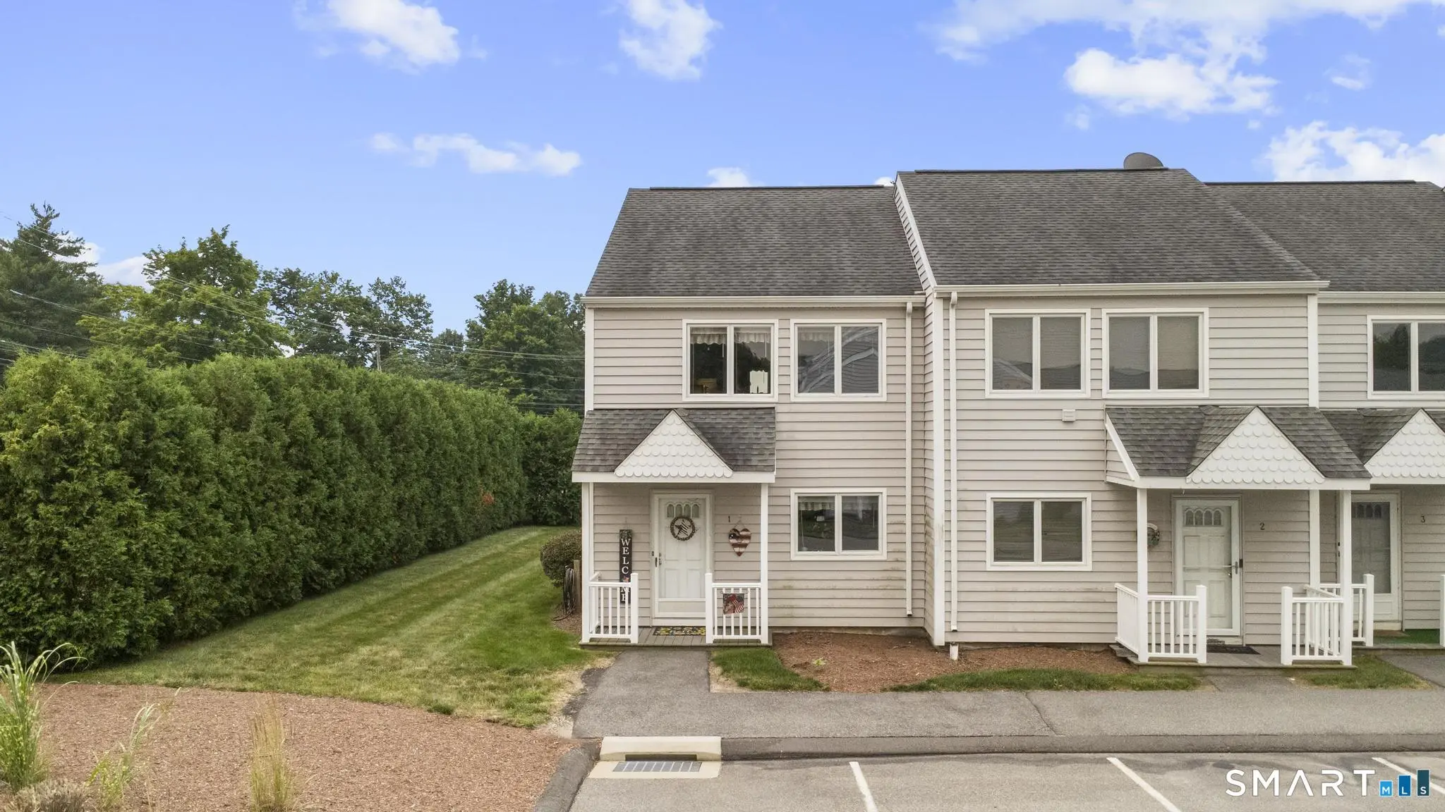482 Lake Avenue 1, Bristol