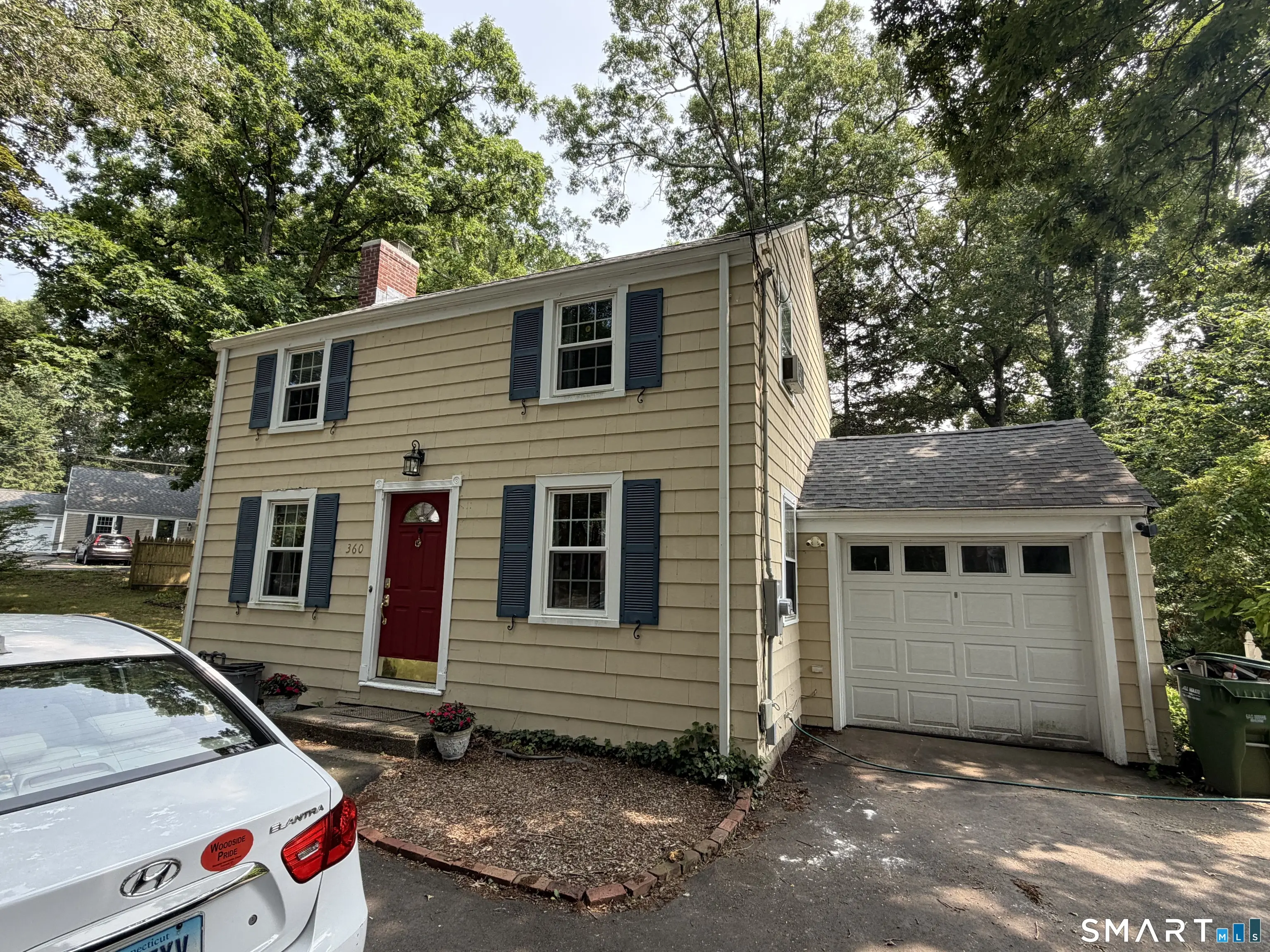 360 Griswold Street, Glastonbury