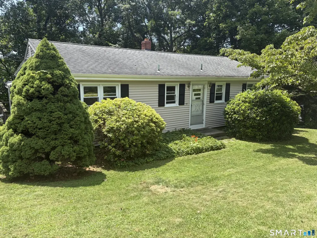 49 Rock Pasture Road, Branford