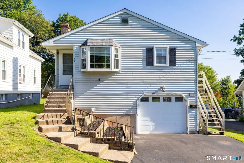 43 May Street, New Britain