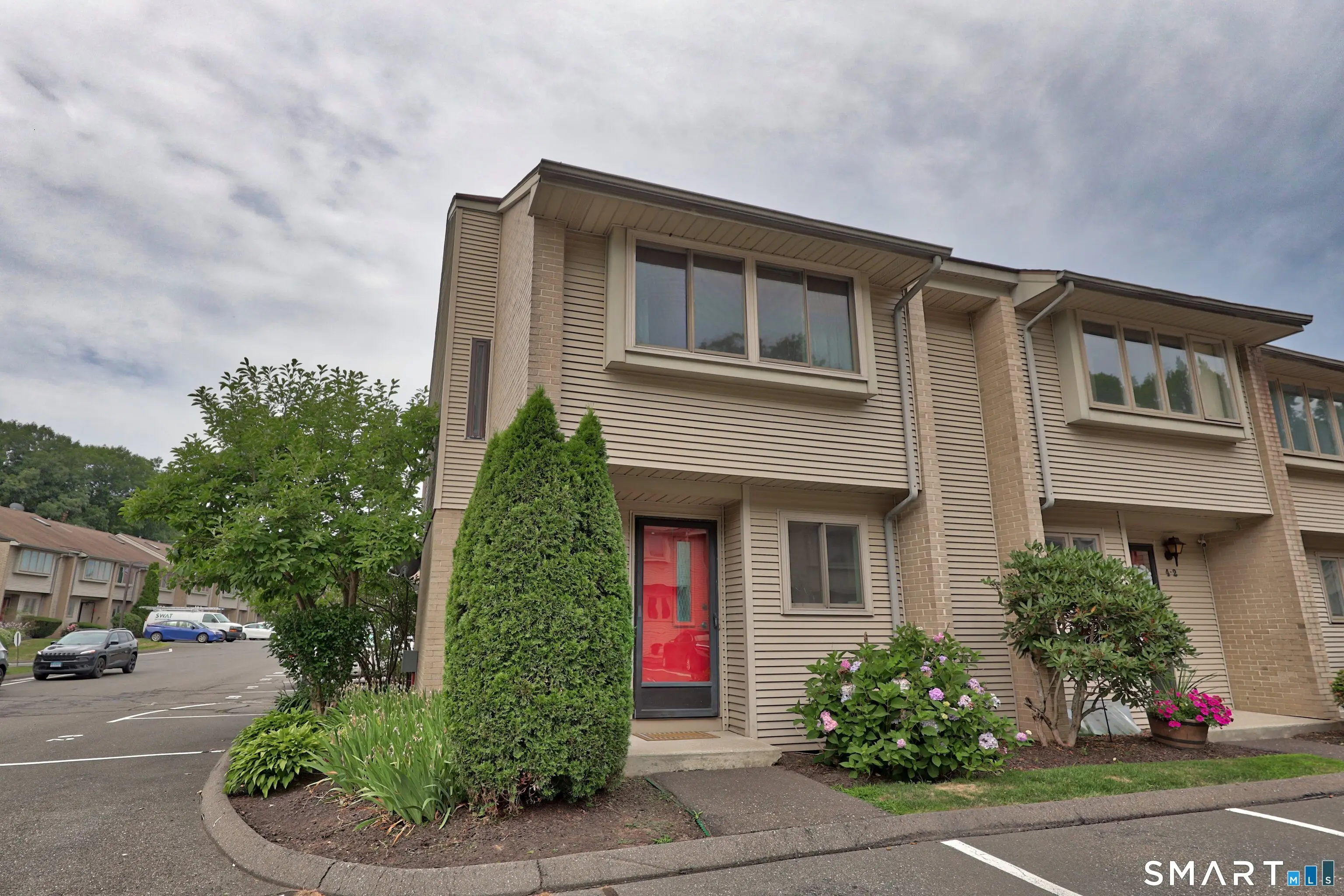827 Oronoke Road 4-1, Waterbury