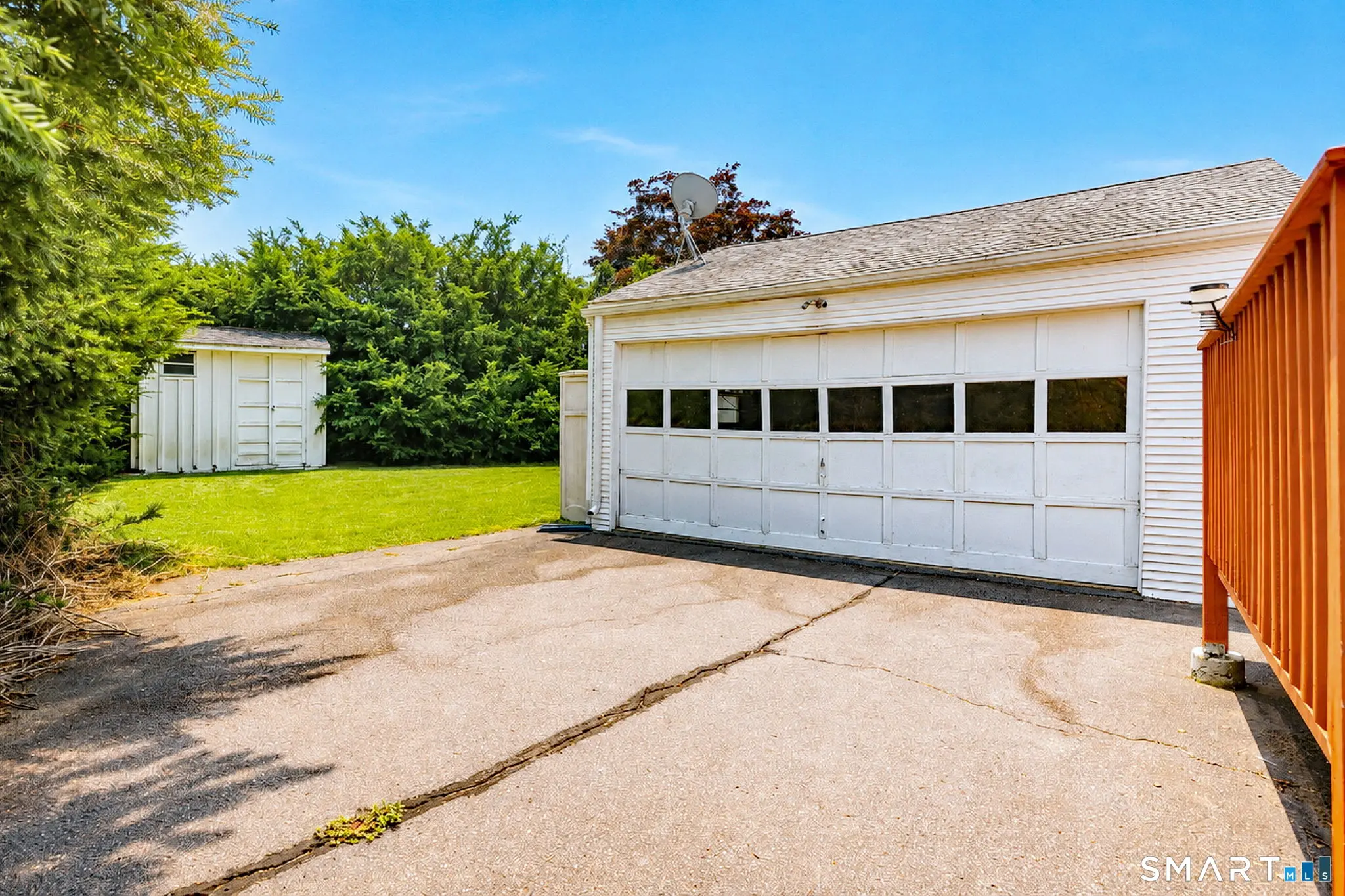61 Northrop Road, West Haven