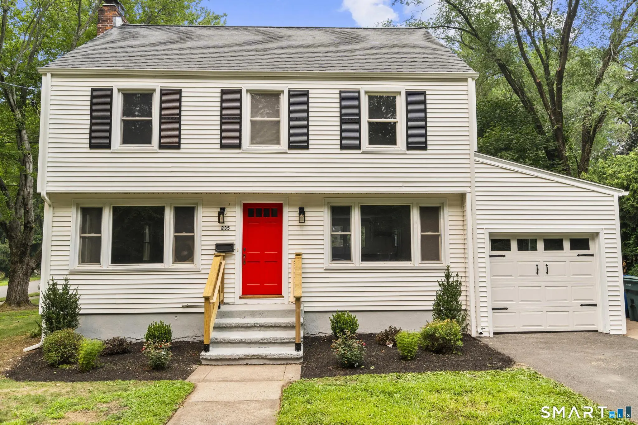 235 Treadwell Street, Hamden