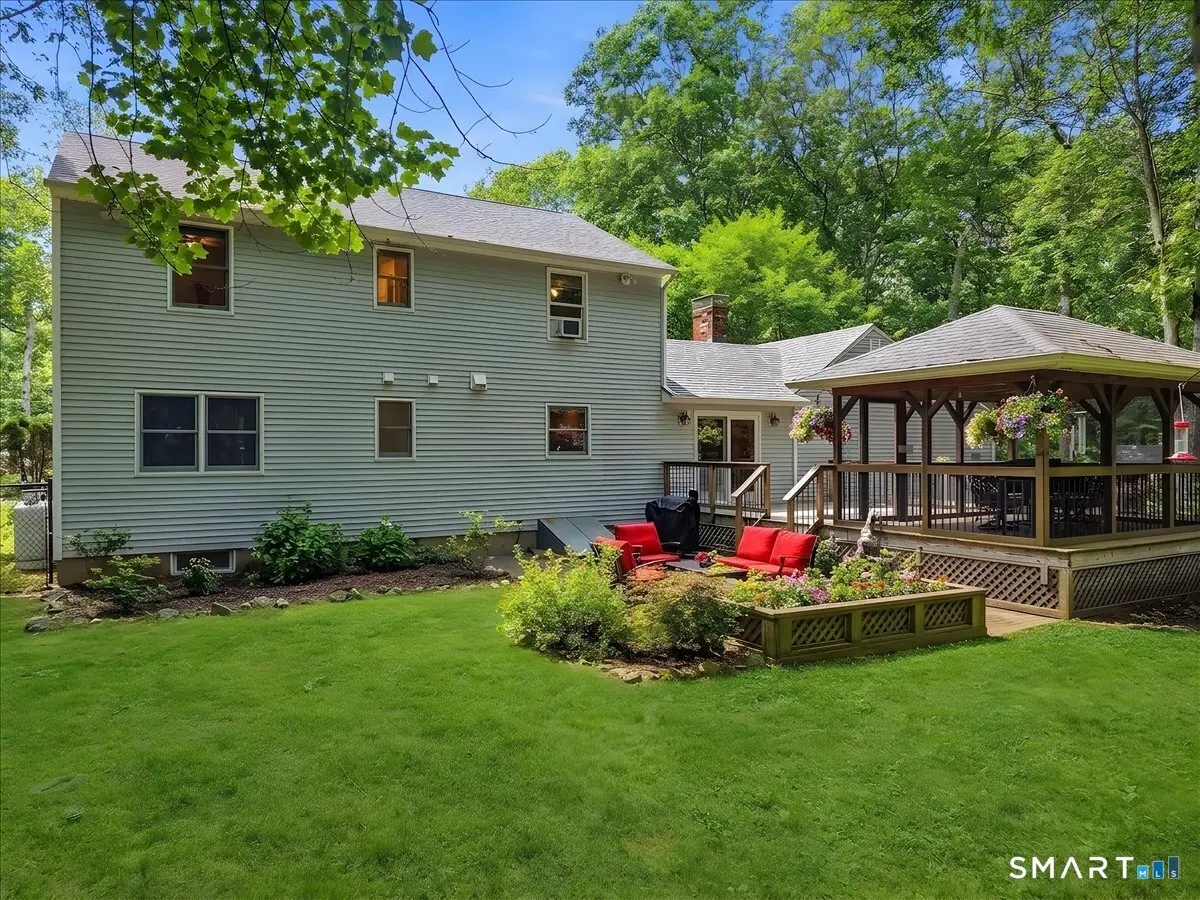59 Partridge Hollow Road, Ledyard