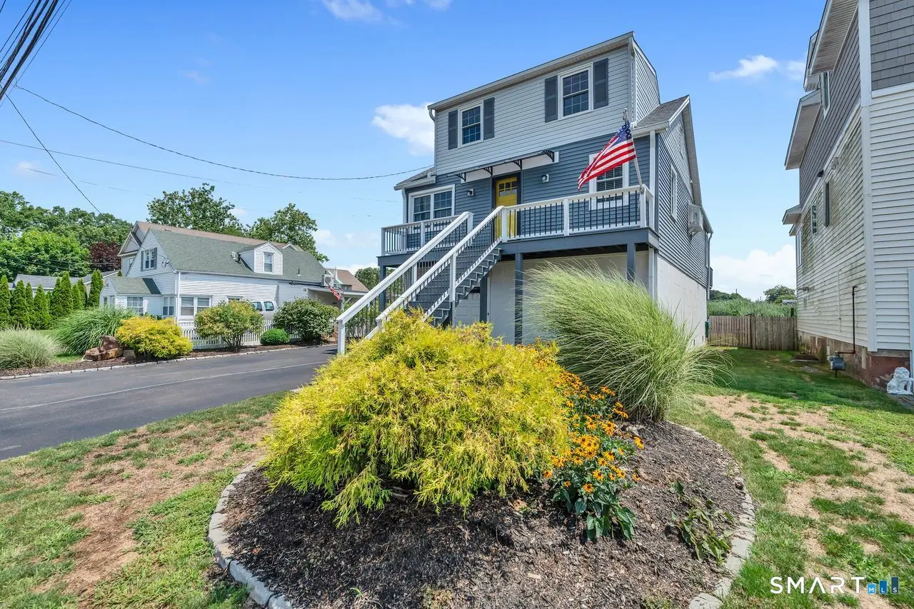 9 Phillip Street, East Haven
