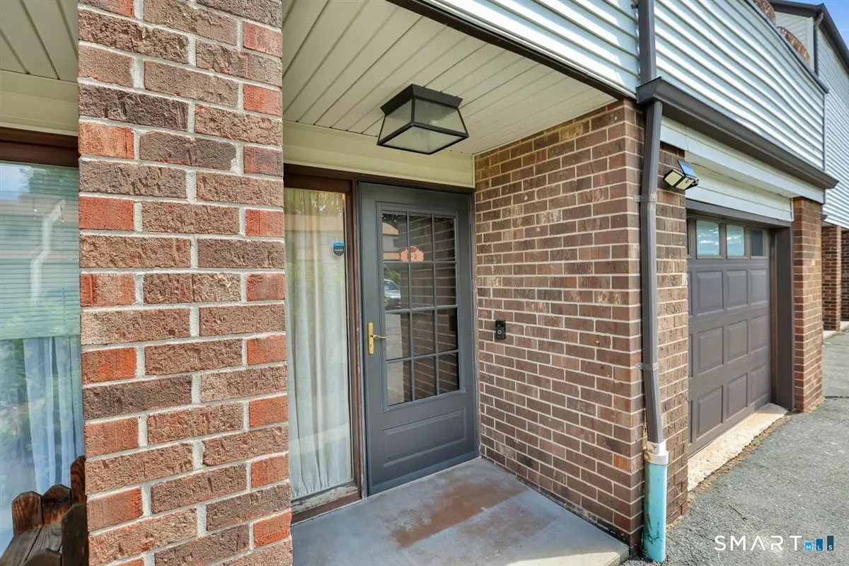 285 Queen Street 10d, Southington