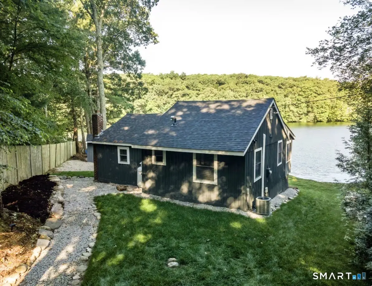 37 Sheldon Circle, Griswold