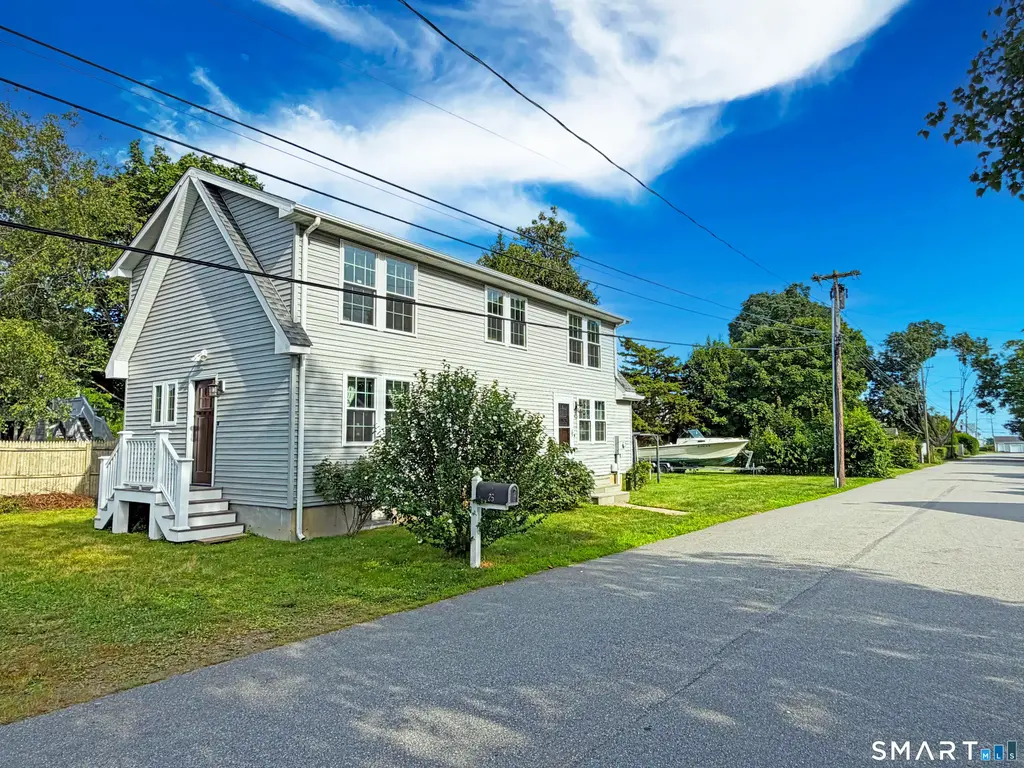 25 Beckwith Street, East Lyme