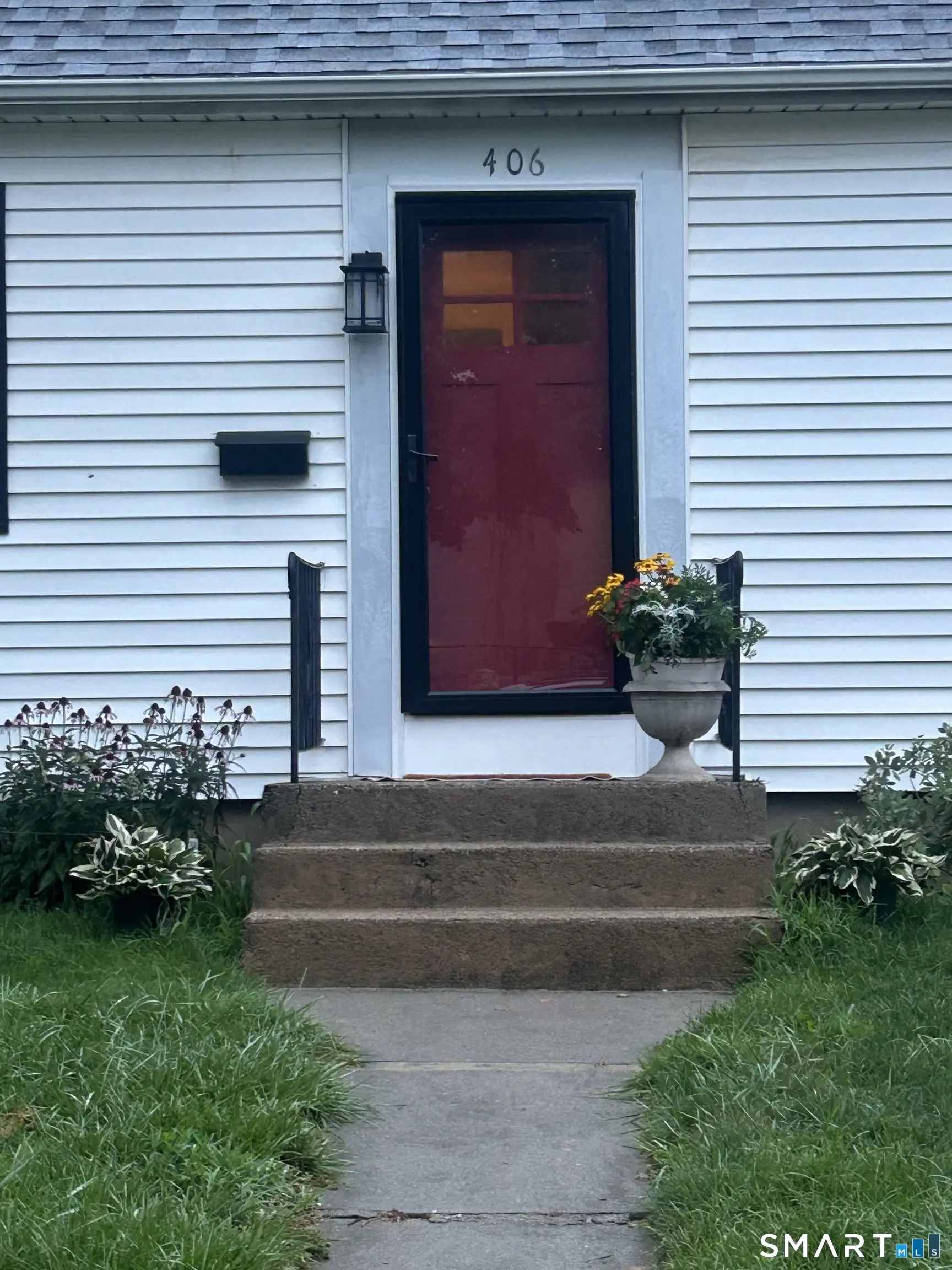 406 Oakwood Avenue, West Hartford