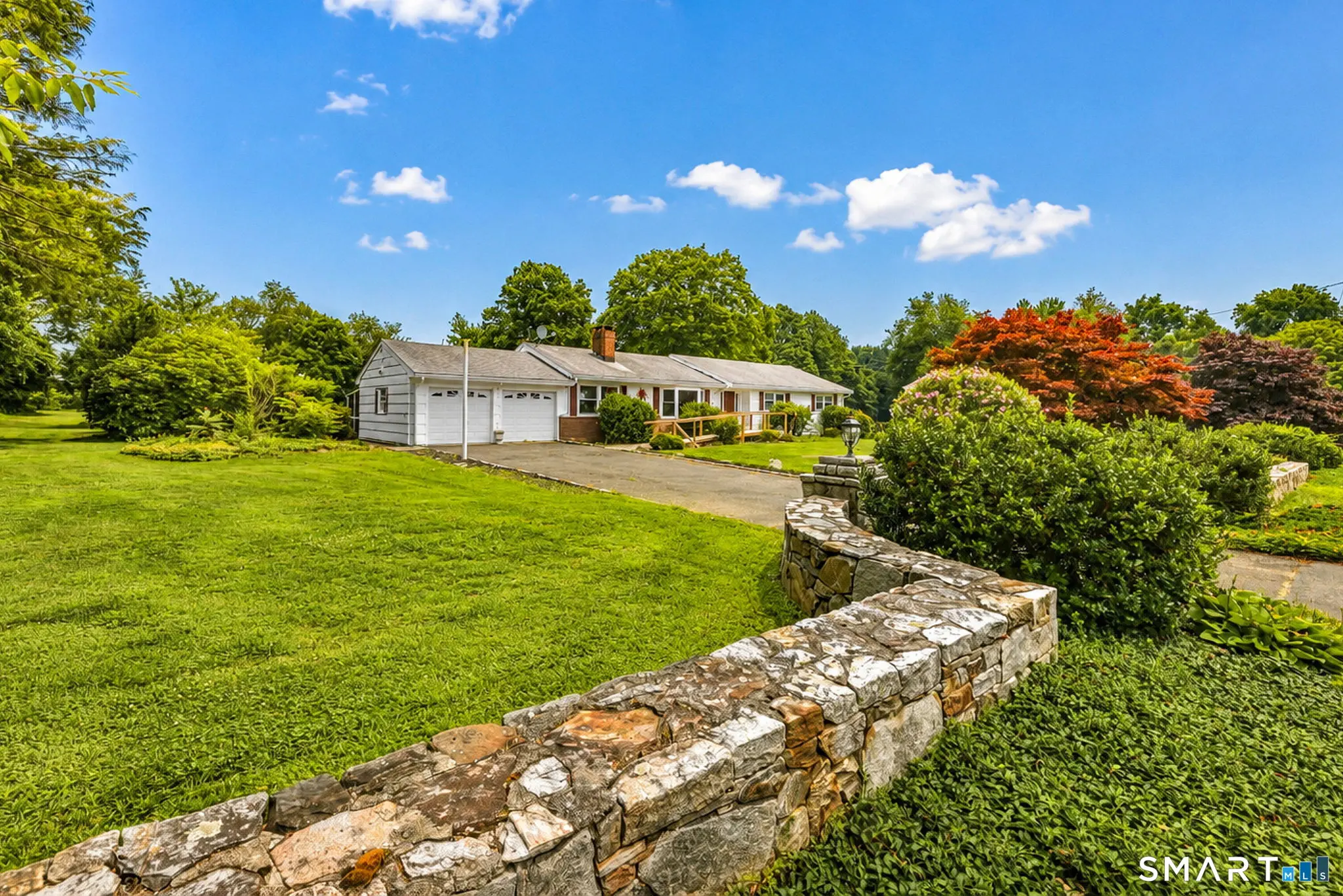 52 Lauderdale Drive, Trumbull