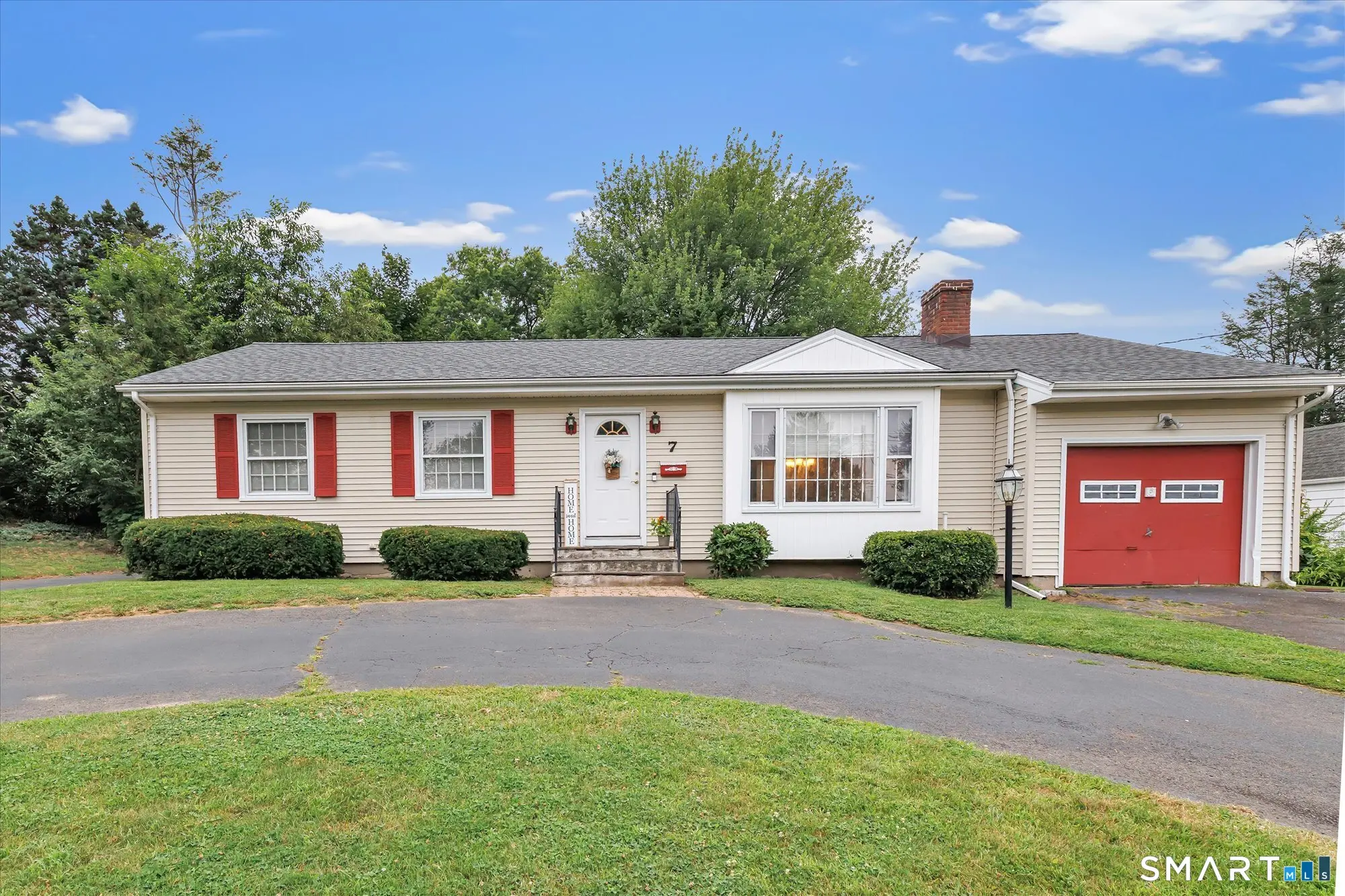 7 Thorburn Avenue, Trumbull