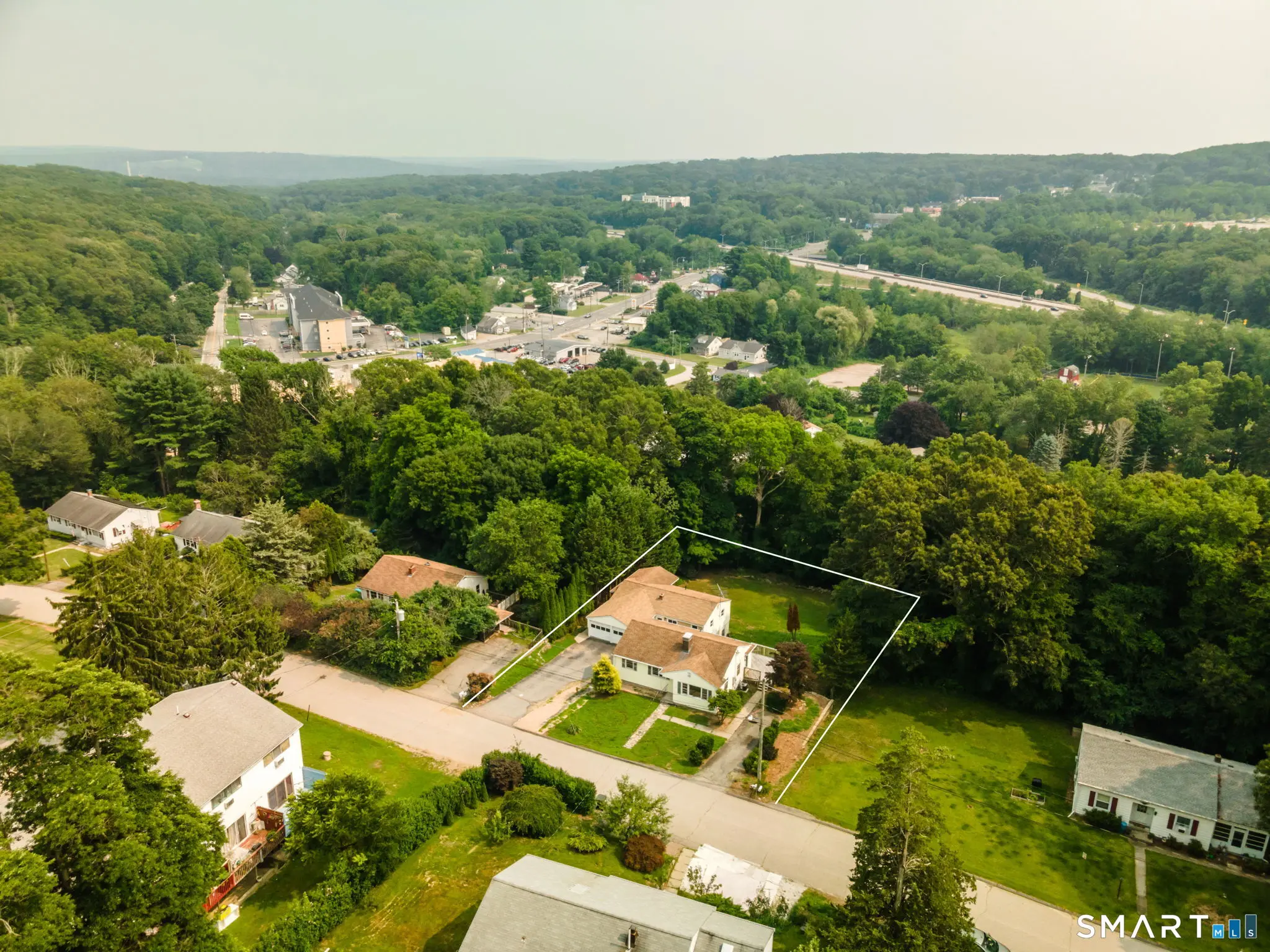 32 Cedar Lane, Montville