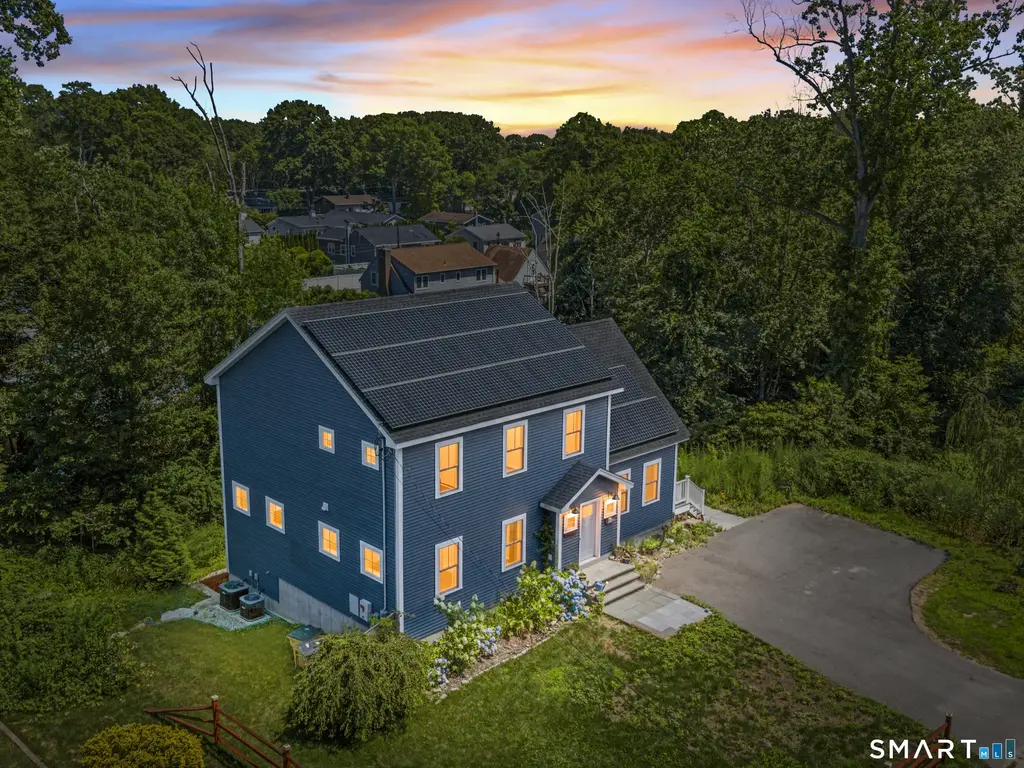 67 Spring Glen Road, East Lyme