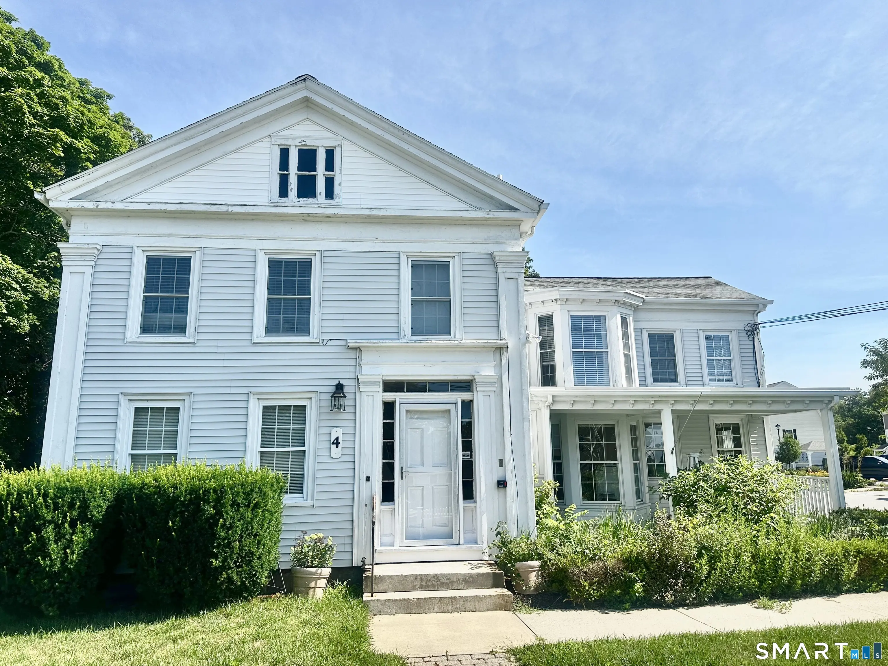 4 Fort Hill Road, Groton