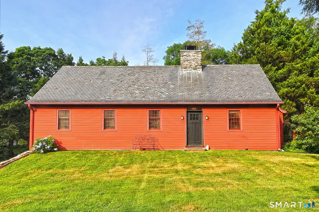 428 Peck Lane, Orange