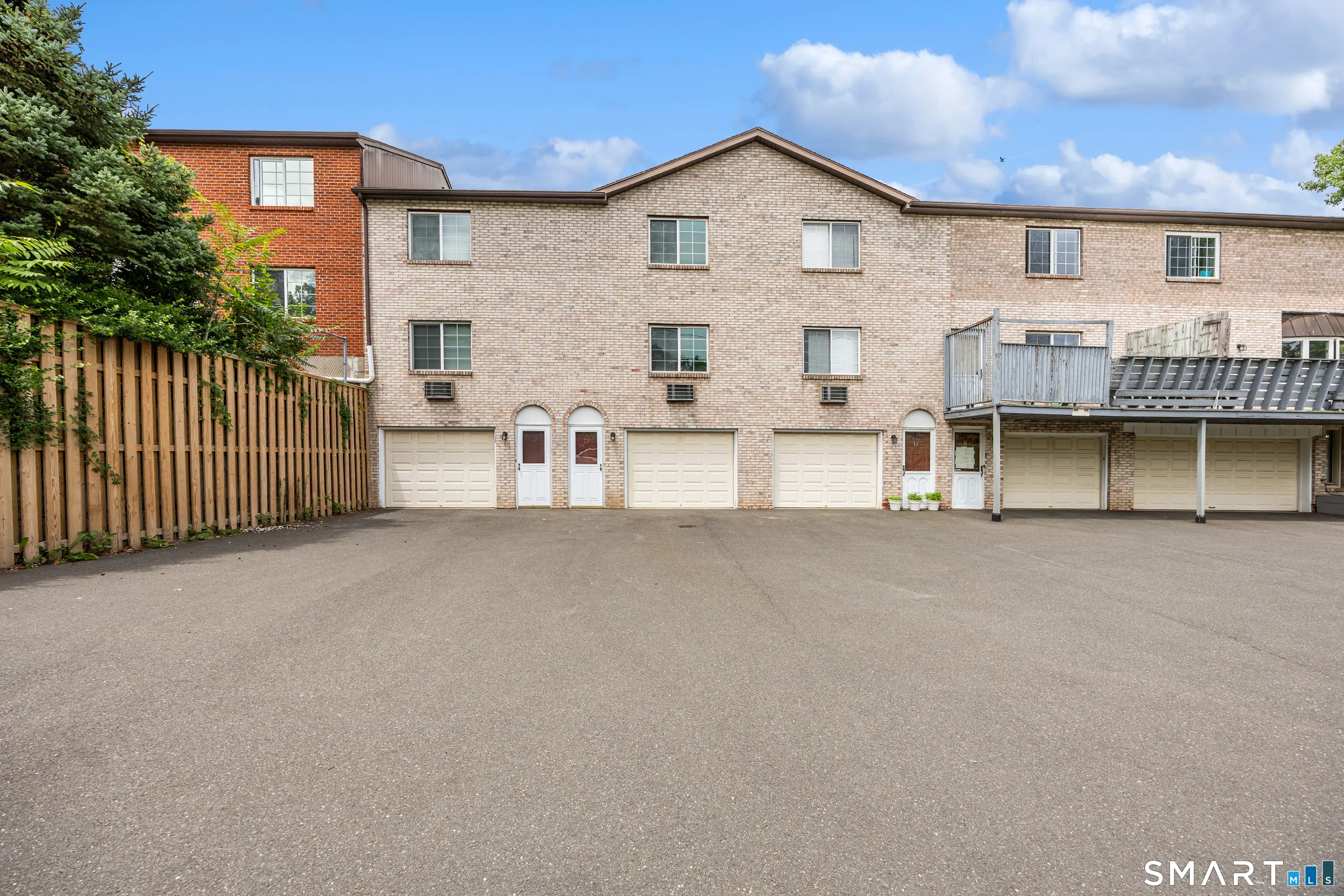 921 Hamilton Avenue 13, Waterbury