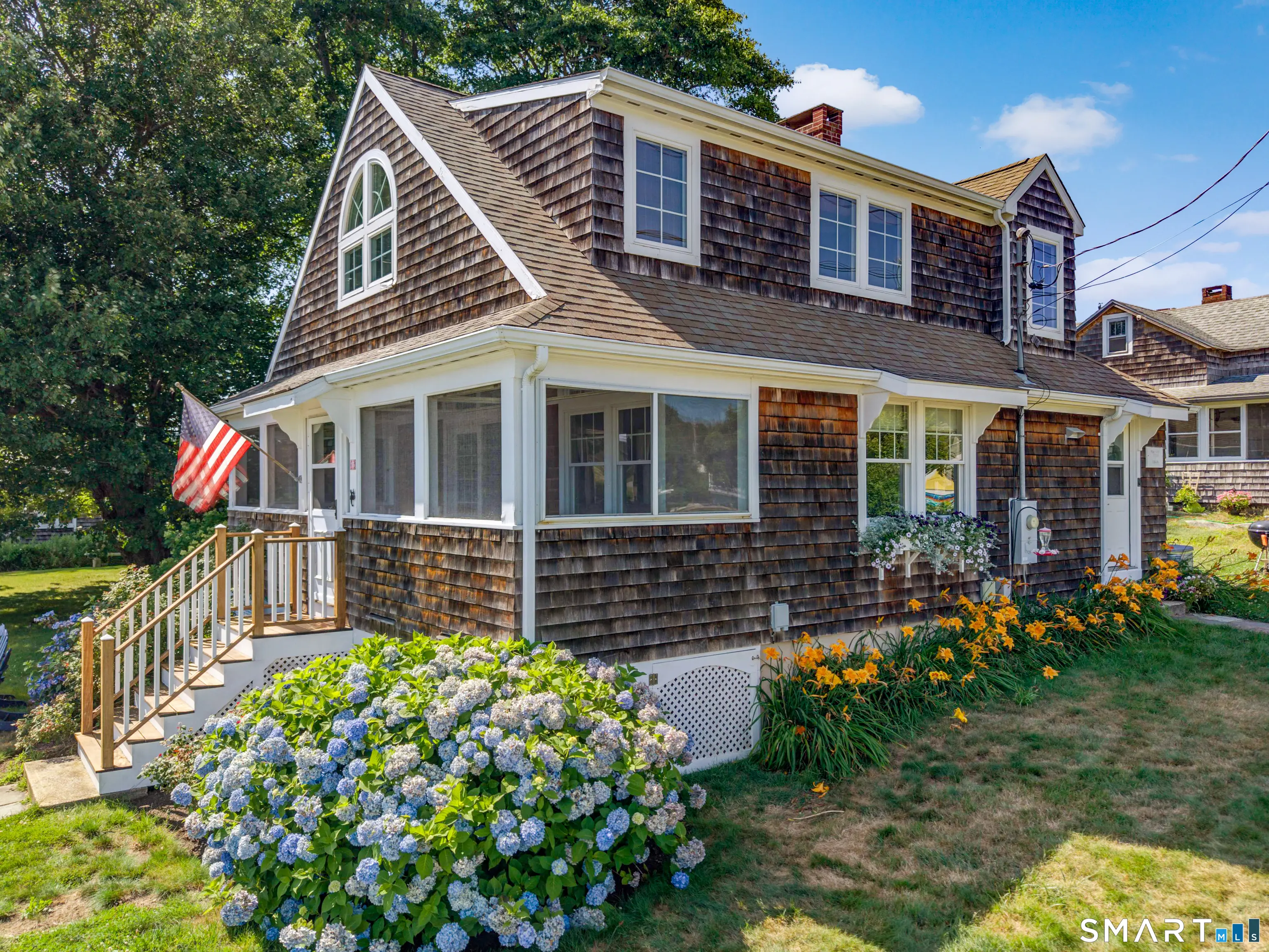 15 James Street, Stonington