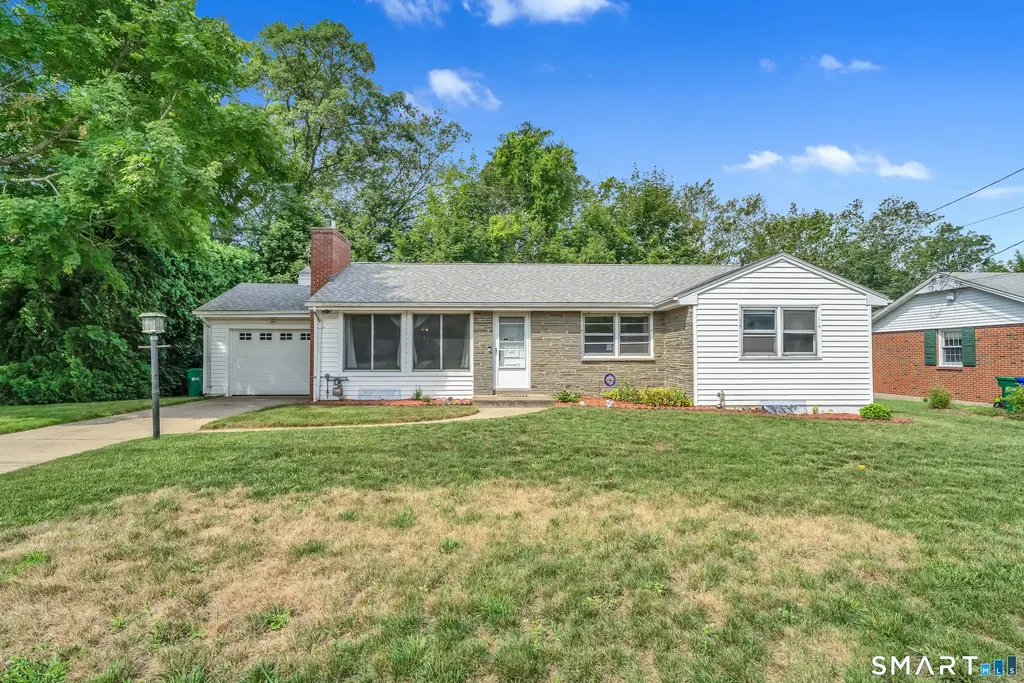 55 Wintergreen Drive, Waterford