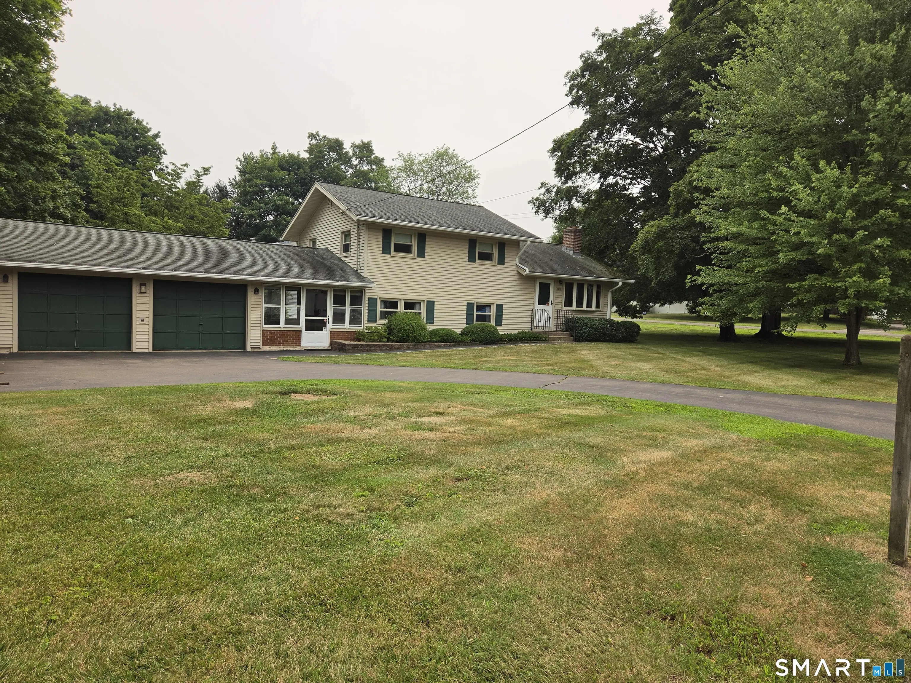 15 Russo Drive, Hamden